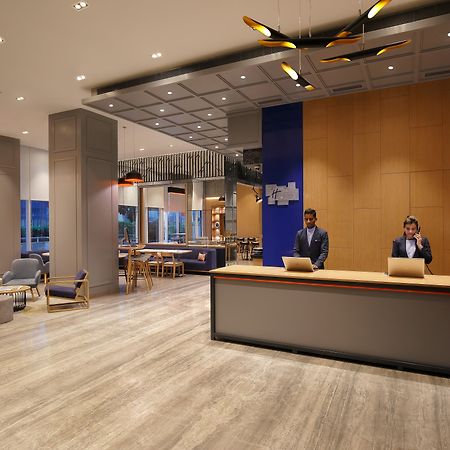 Holiday Inn Express Gurugram Sector 50 By Ihg Gurgaon Luaran gambar