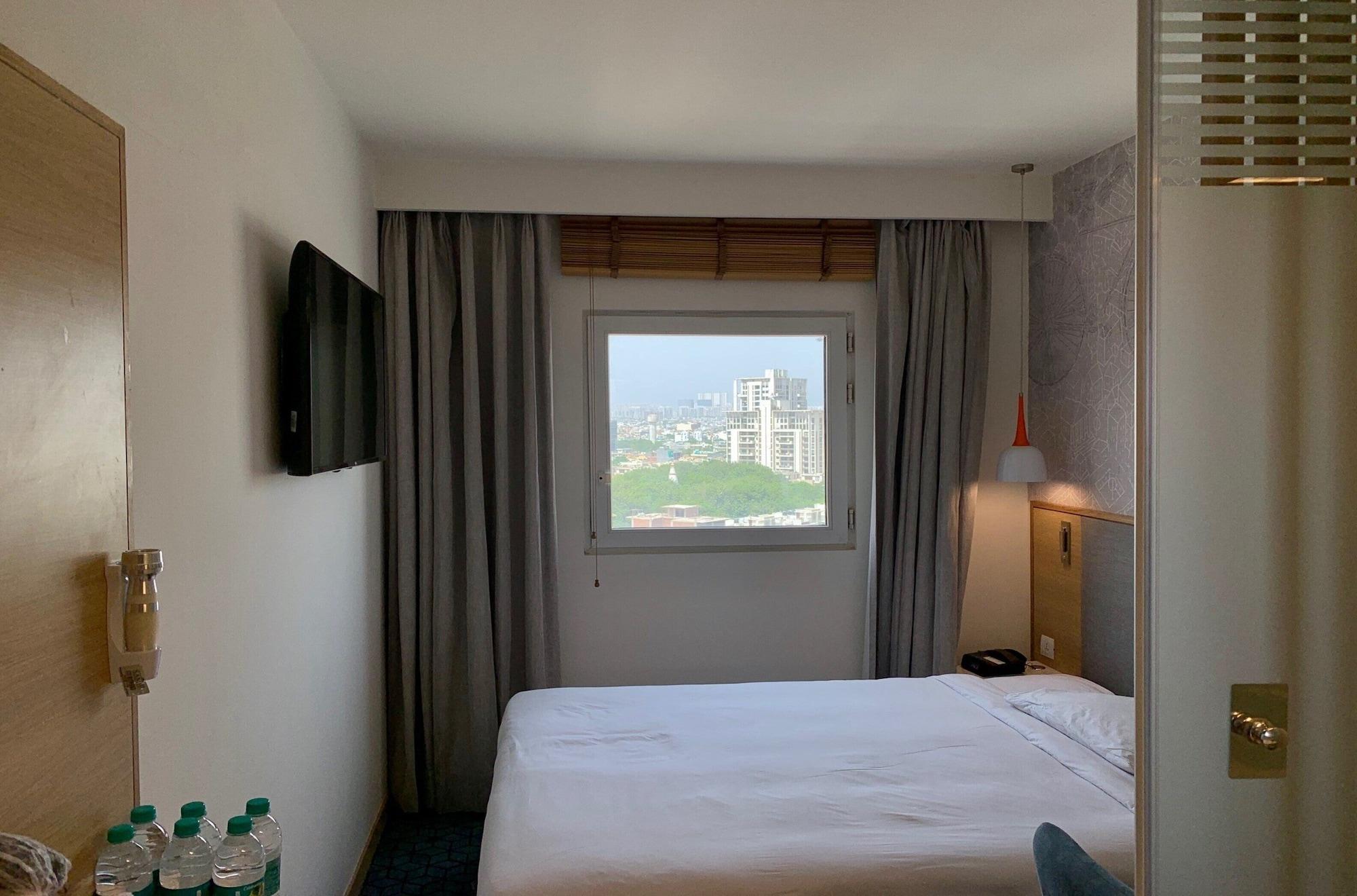 Holiday Inn Express Gurugram Sector 50 By Ihg Gurgaon Luaran gambar