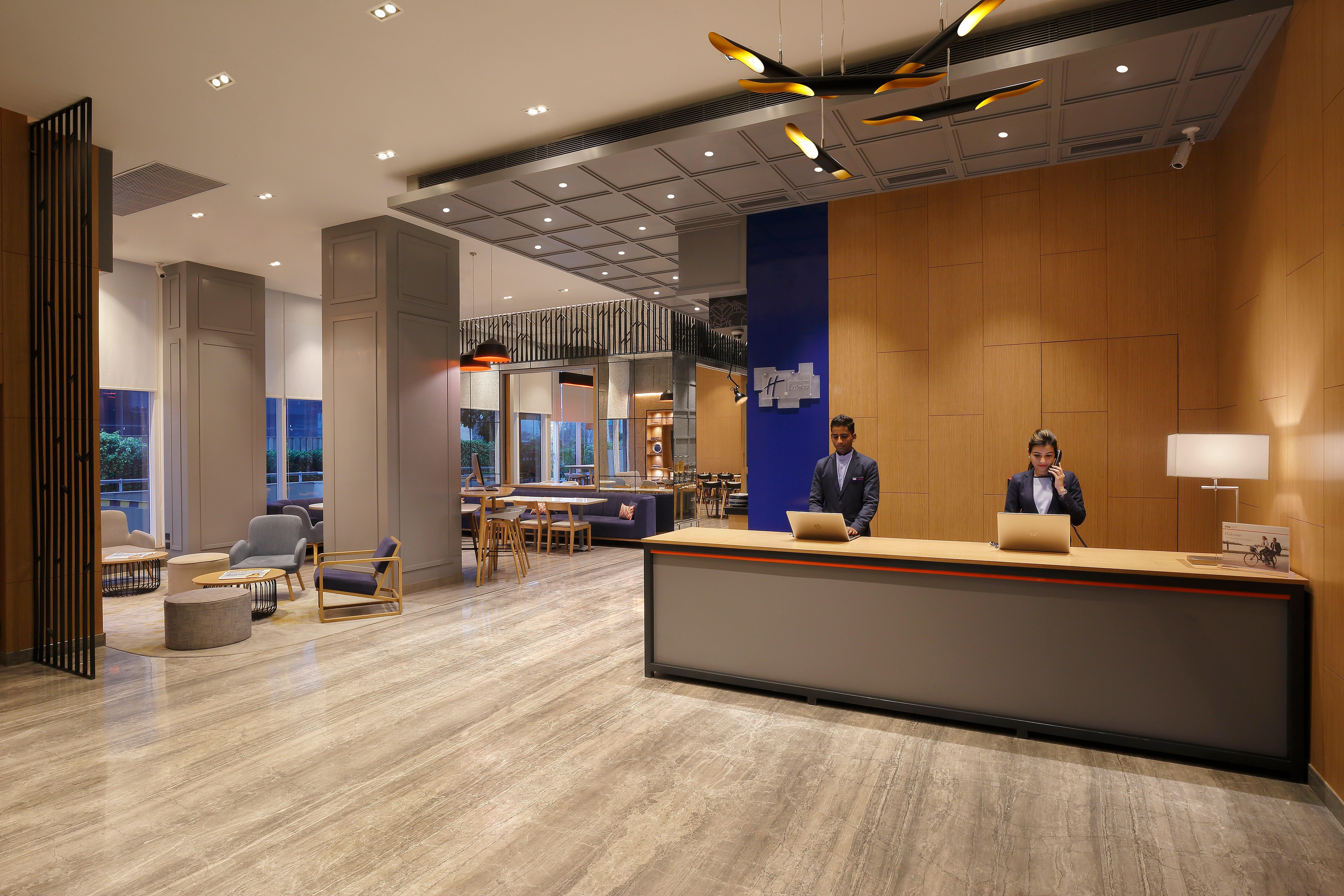 Holiday Inn Express Gurugram Sector 50 By Ihg Gurgaon Luaran gambar