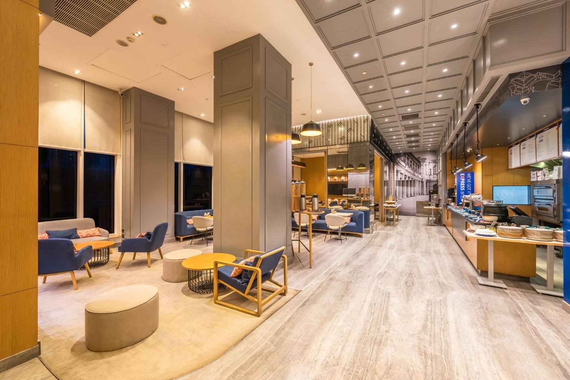 Holiday Inn Express Gurugram Sector 50 By Ihg Gurgaon Luaran gambar